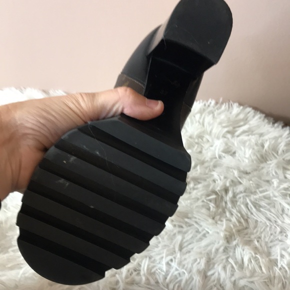 Louis Vuitton Calfskin Monogram Star Trail Ankle Boots - Picture 12 of 16